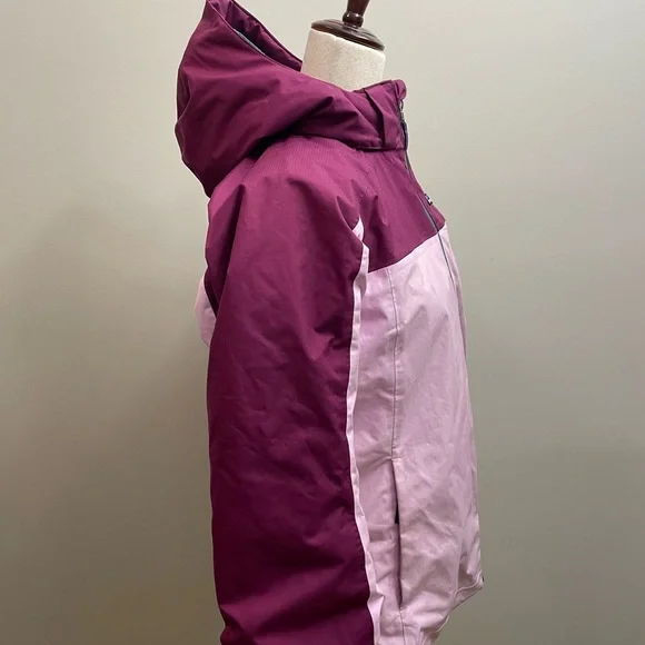 Patagonia girls Ski Jacket - Purple and Light Pink - Picture 2 of 15
